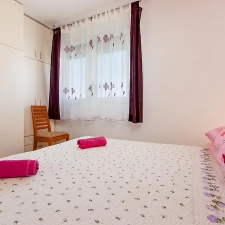 Renata Apartment